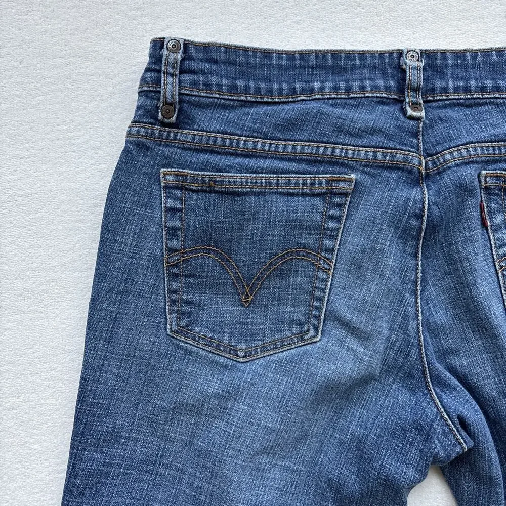 Levis Women Jeans Size 12 537 Low Flare Blue Medium‎ Wash Denim (approx 32x28)